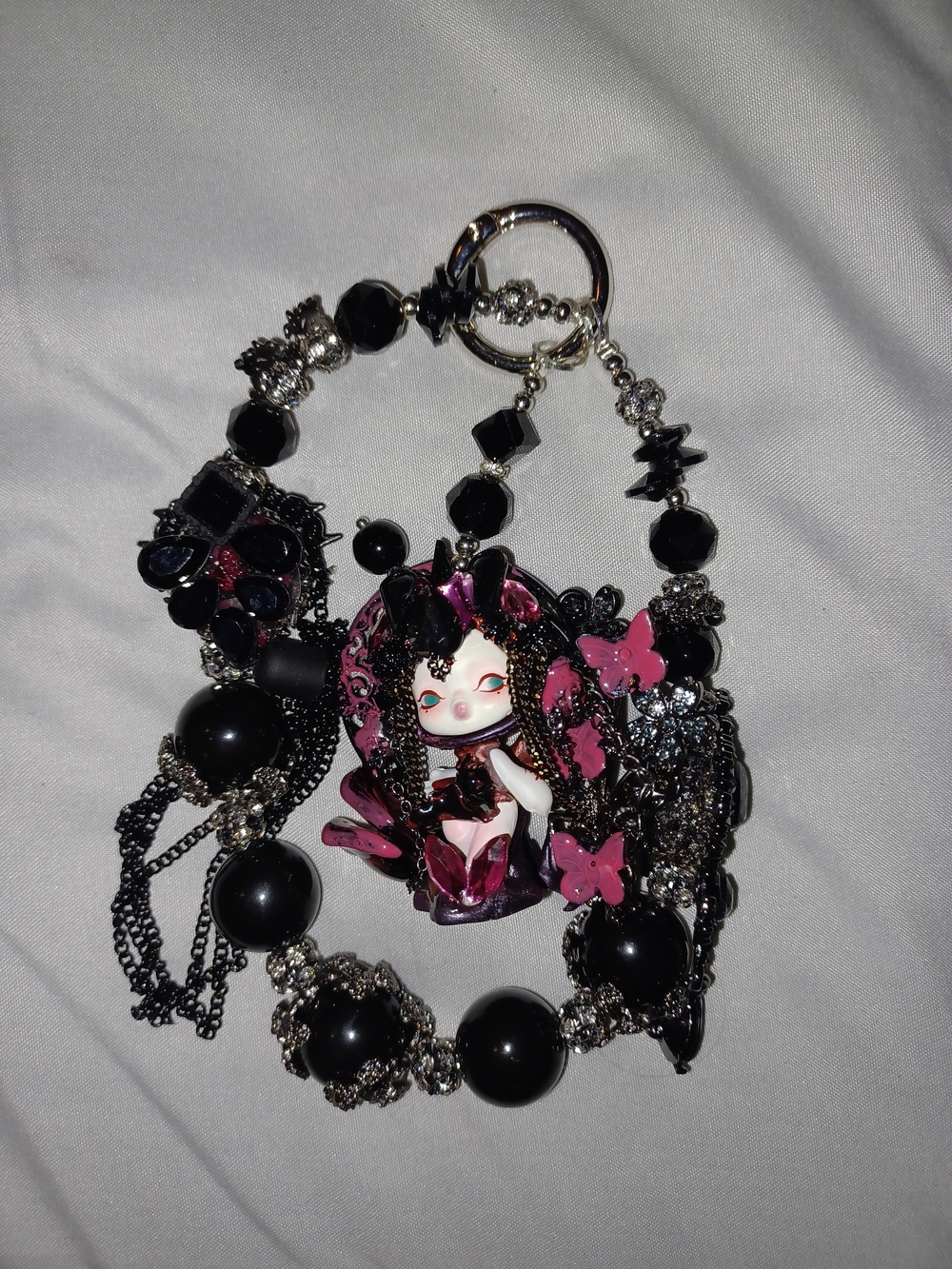 Skull Panda Crystal Keychain: Sparkly Phone Charm, Collectible Bag Accessory